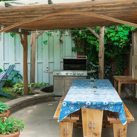 The Village Motel Naramata Εξωτερικό φωτογραφία